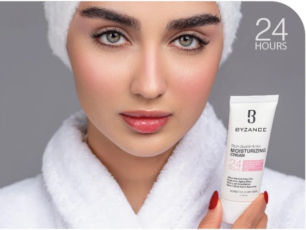 کرم مرطوب کننده  بیزانس قوی آبرسان مناسب پوست خشک وحساس