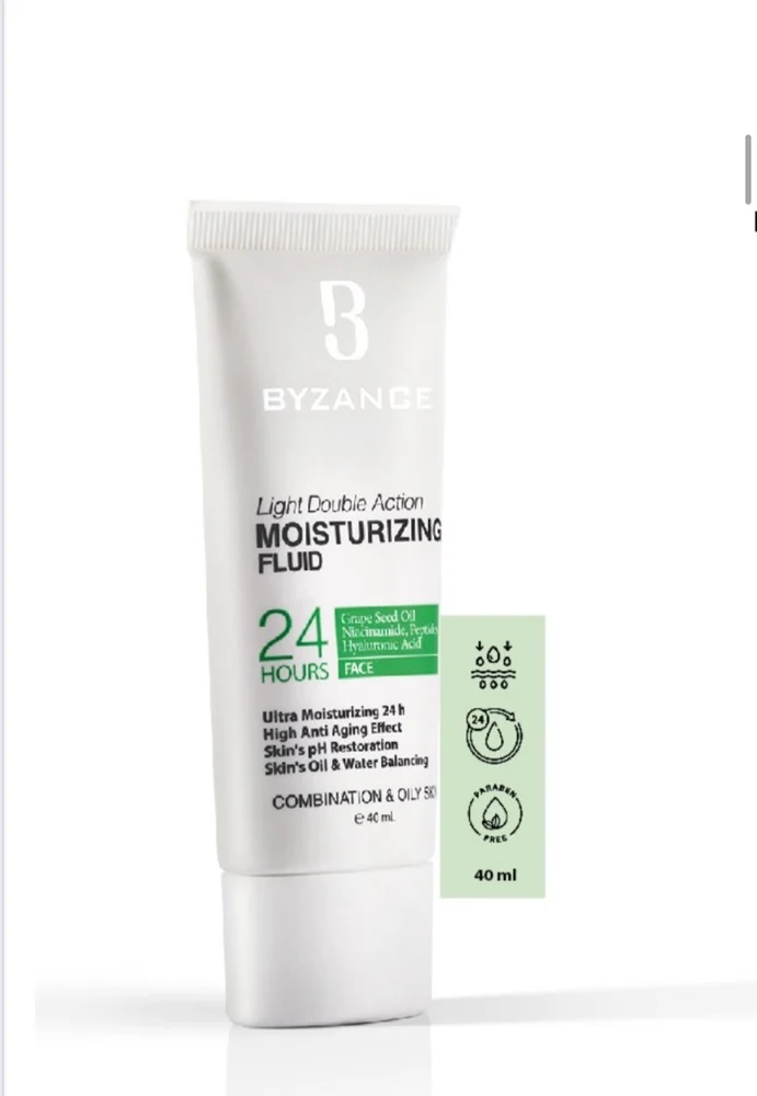 فلوئید مرطوب‌کننده آبرسان؛ انتخابی هوشمند برای پوست چرب، مختلط و مستعد آکنه