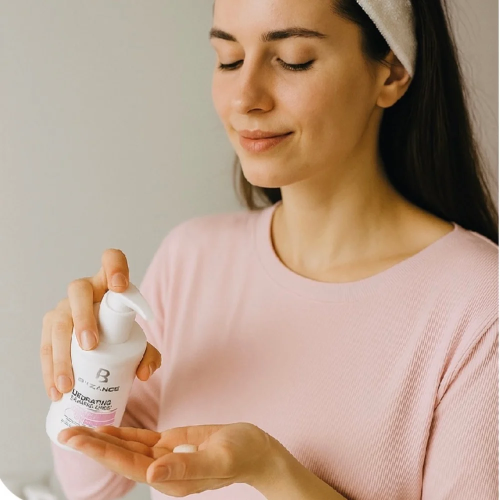 بیزانس ژل شستشوی صورت آبرسان؛ پاکسازی ملایم و رطوبت‌رسانی عمیق پوست