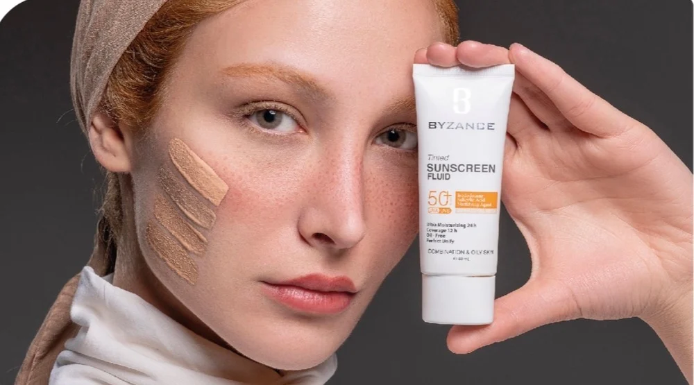 بیزانس فلویید ضد آفتاب رنگی مناسب پوست چرب و مختلط